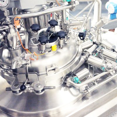 Pharmaceutical manufacturing equipment